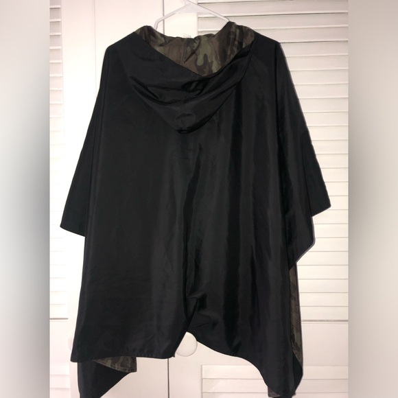 Rainraps, rain cape, os, black with camo print on the inside. - Picture 4 of 4